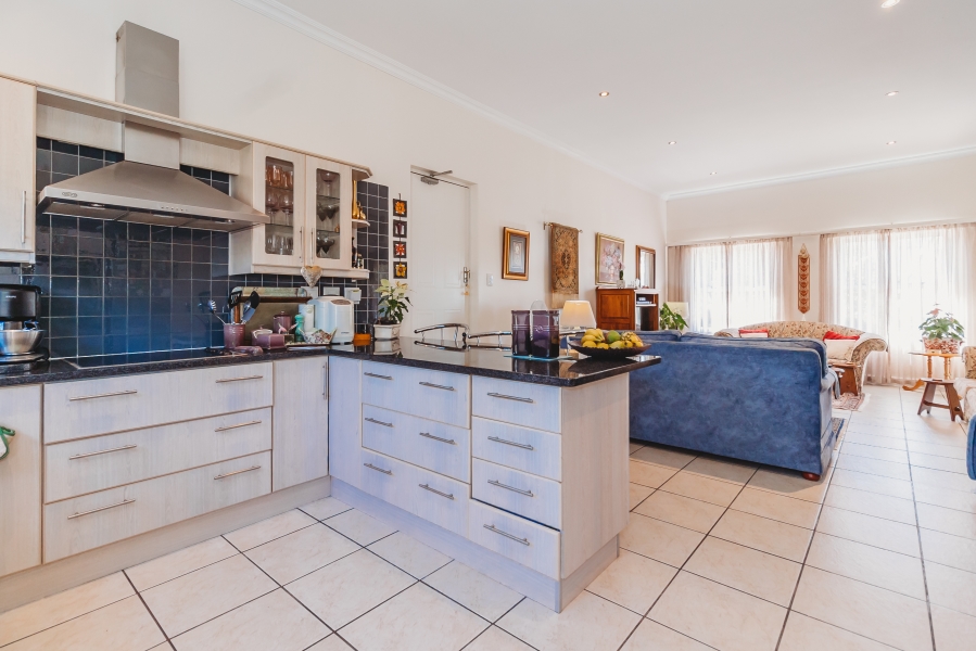 3 Bedroom Property for Sale in Kerriwood Hill Western Cape